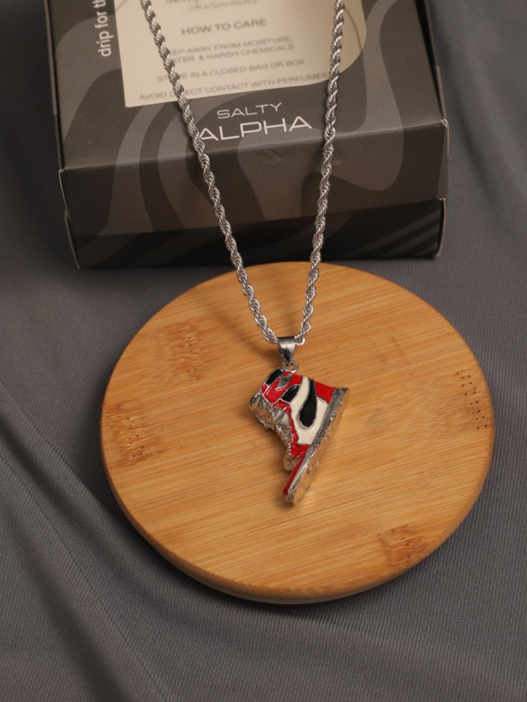 jordan 1 low pendant