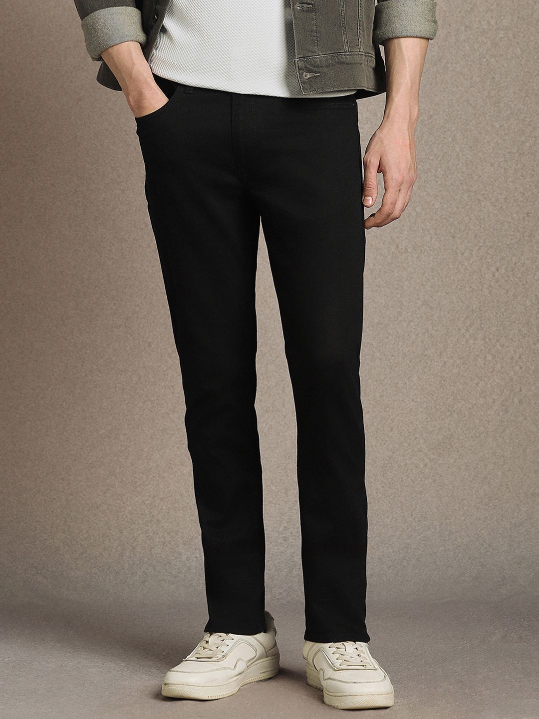 Louis Philippe Men Slim Fit Stretchable  Jeans