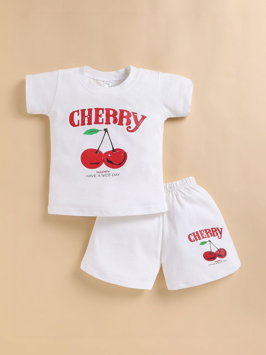NUTTY BUTTY Girls Printed T-shirt with Shorts