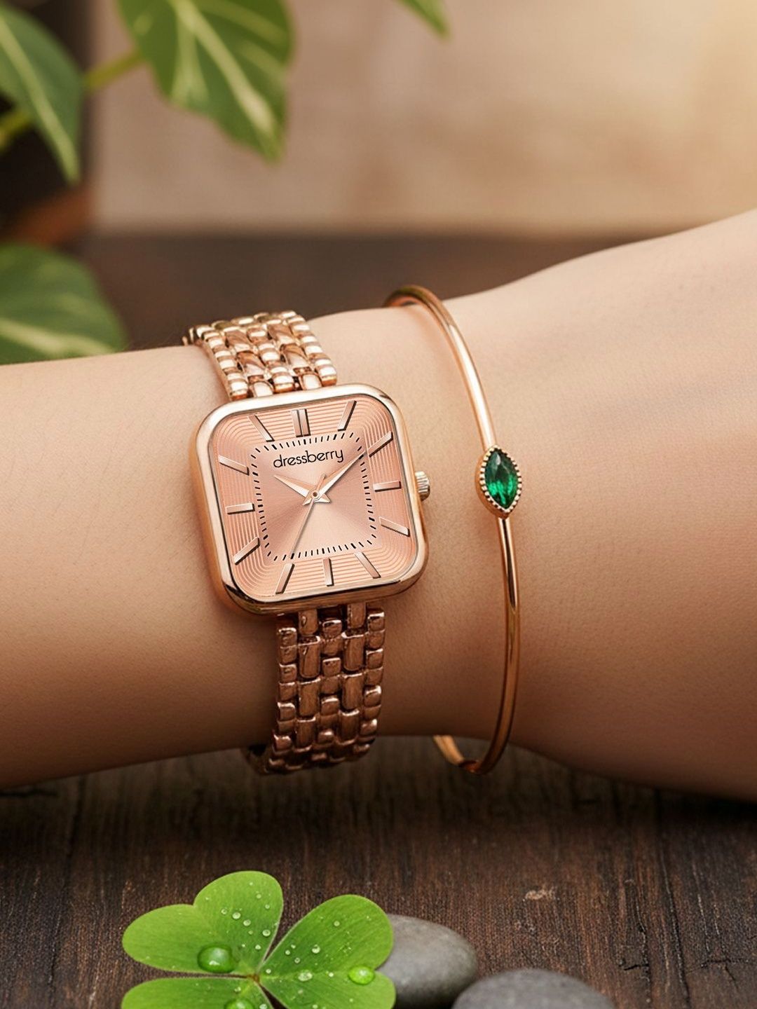 DressBerry Women Dial & Bracelet Style Straps Analogue Watch DBWJSet26-41