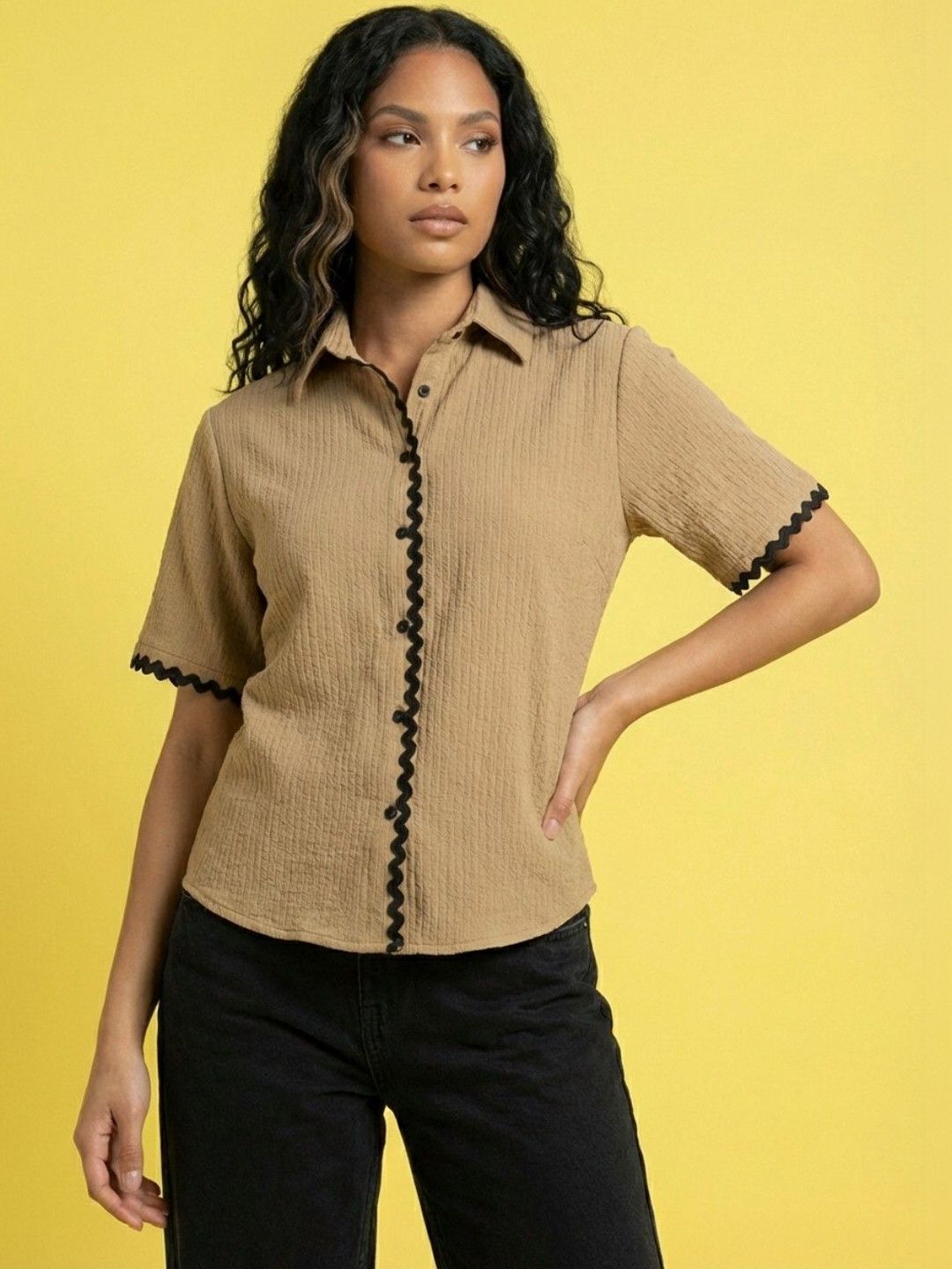 dress pants with t shirt women I swear I thought an oversized shirt wouldnt look as good as this with a  wide leg trousers but OMGGGGG it looks so good. And the belt literally just  took it to another level. , The coord set was from