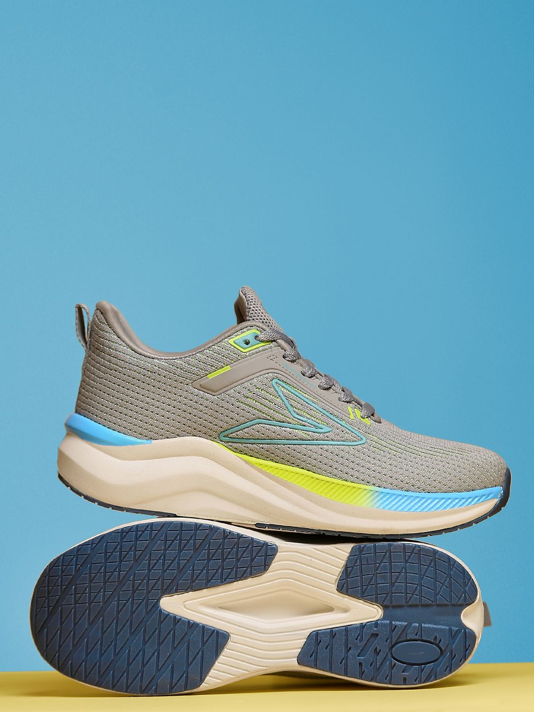 VCTR Men Mesh Running Shoes