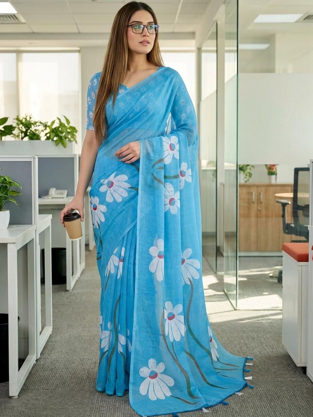 STYLE MODA Floral Designer Saree