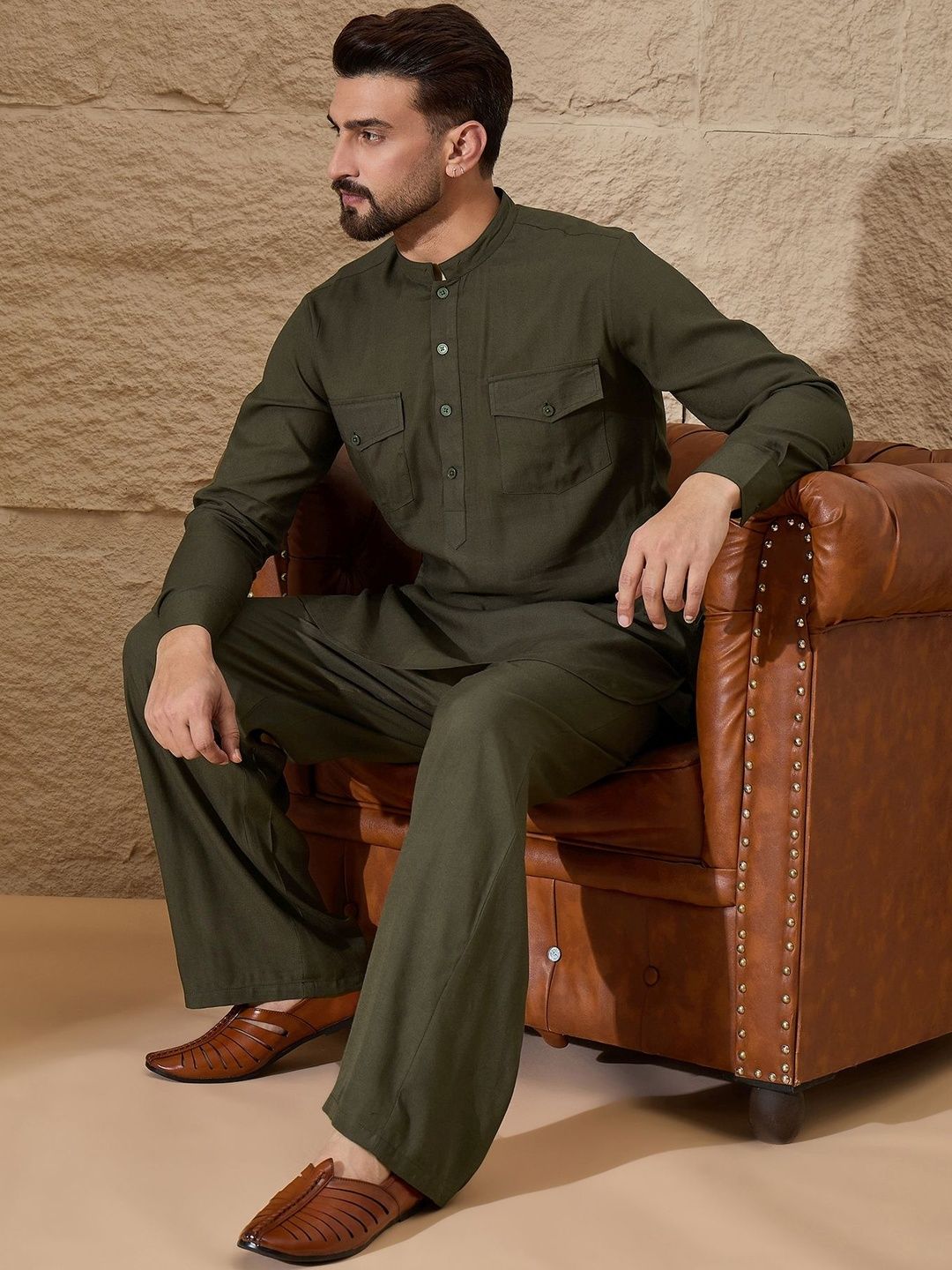 House of Pataudi House of Pataudi Mandarin Collar Kurta & Pyjamas Kurta Sets