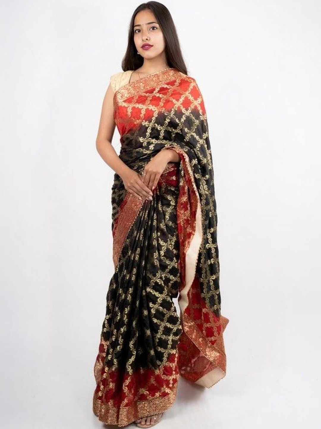 PANKHUDI FASHION Woven Design Zari Pure Georgette Heavy Work Saree