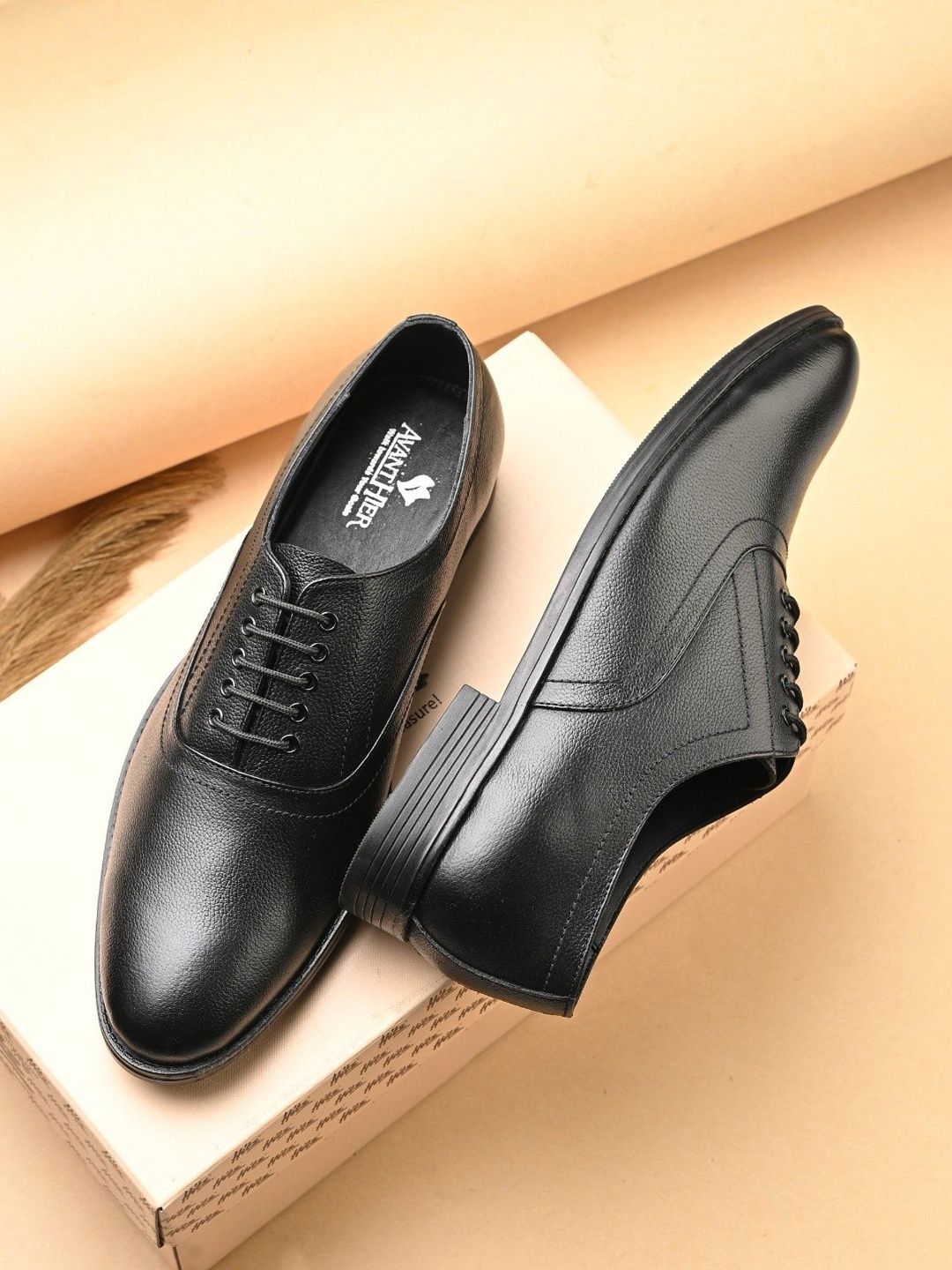 Avanthier Men Leather Formal Derby Shoes