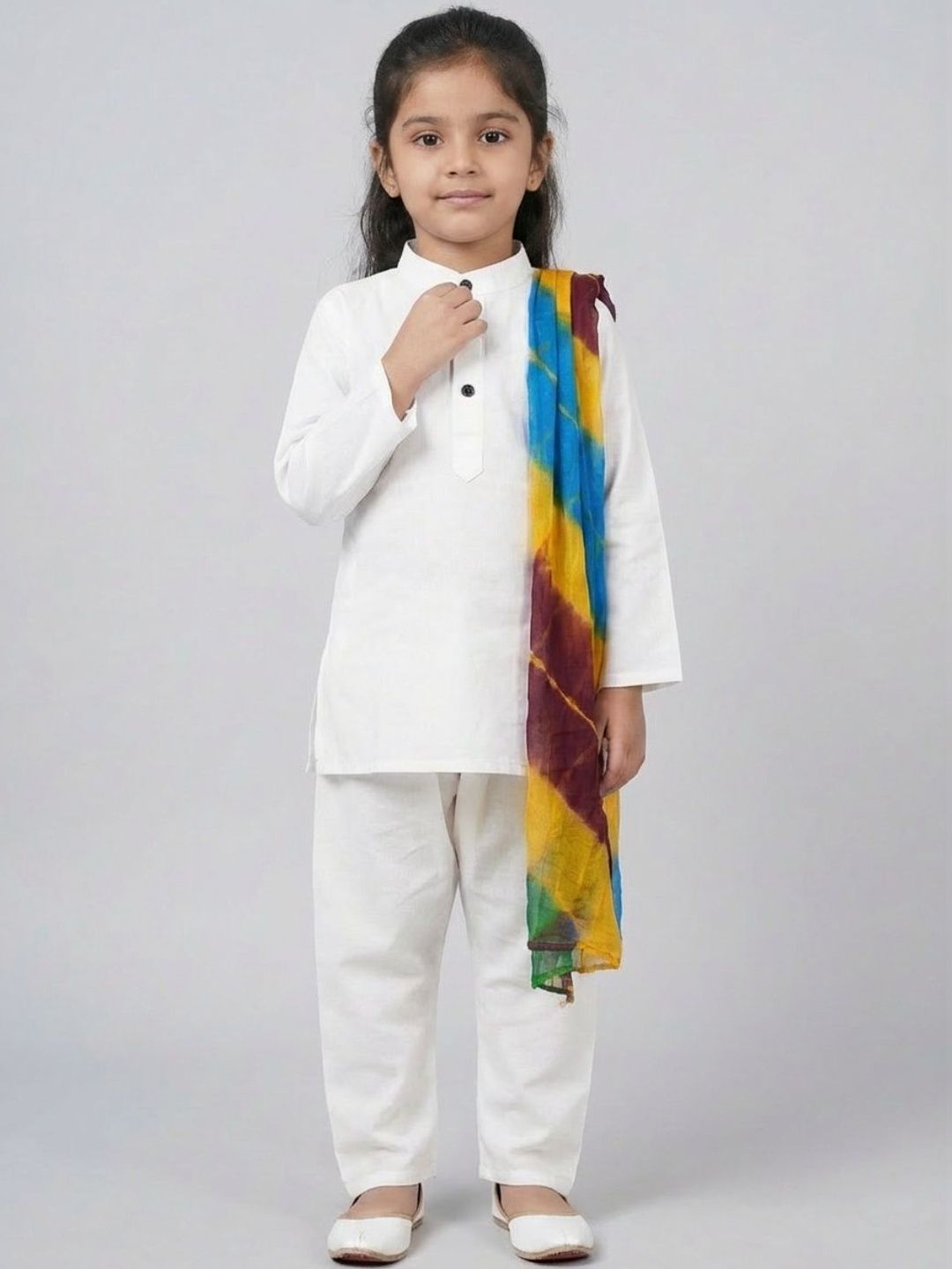 Biglilpeople Girls Regular Pure Cotton Kurta with Trousers & With Dupatta