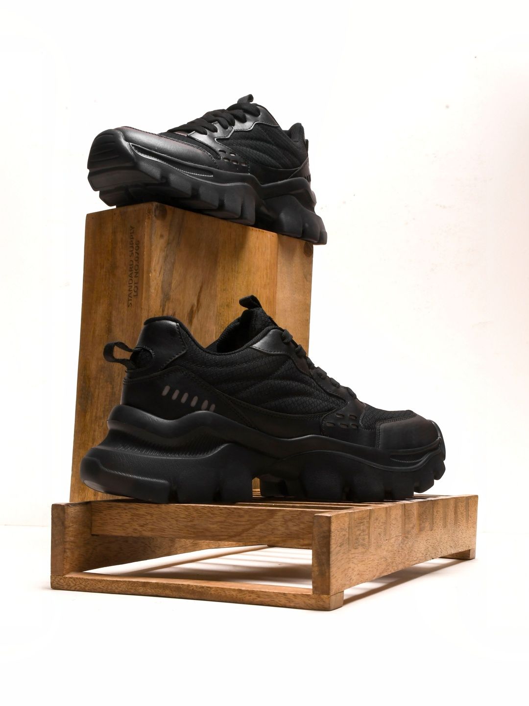 RGY Men Mesh Training or Gym Non-Marking Shoes