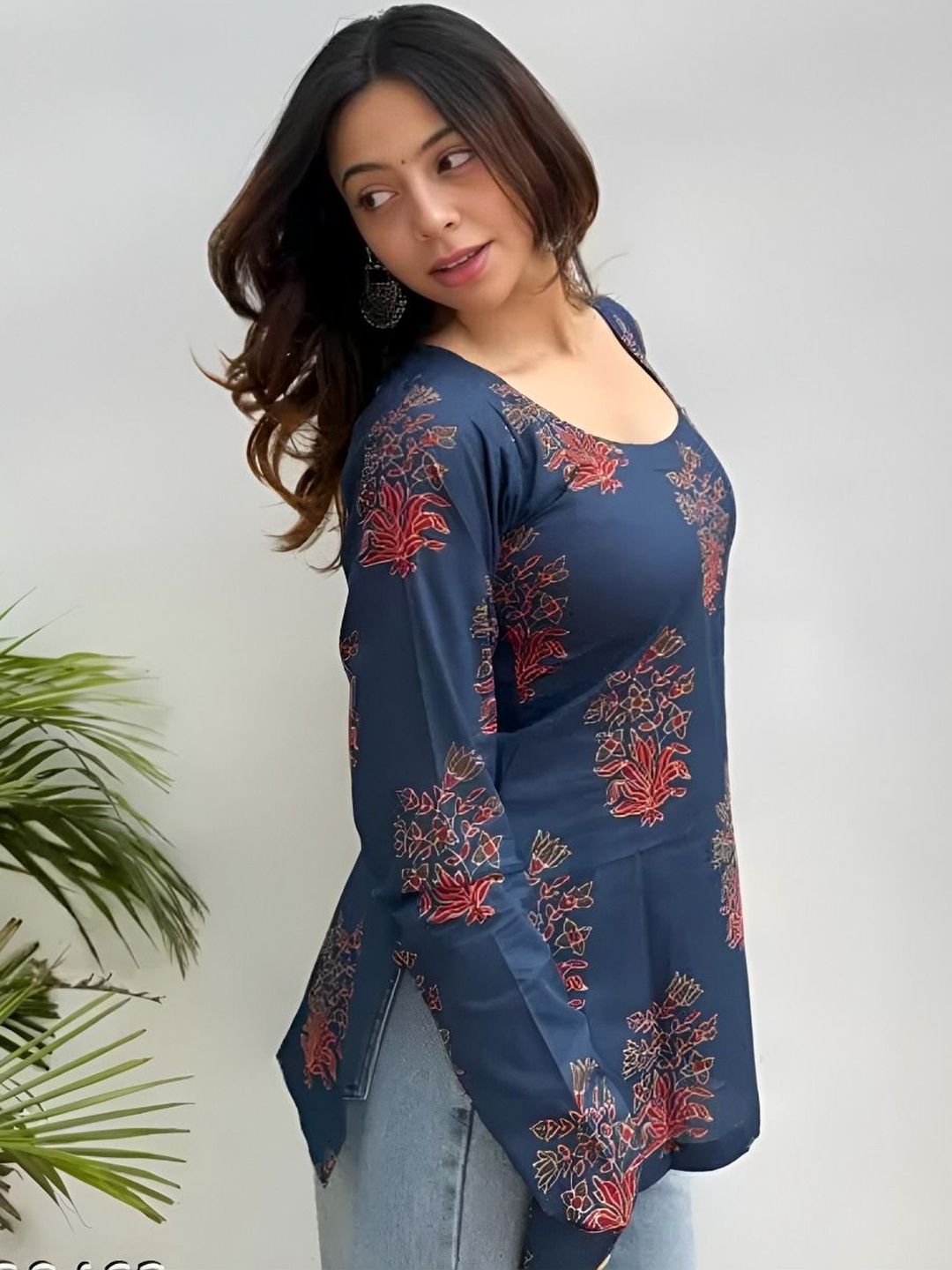 SAICHA Floral Printed Kurti