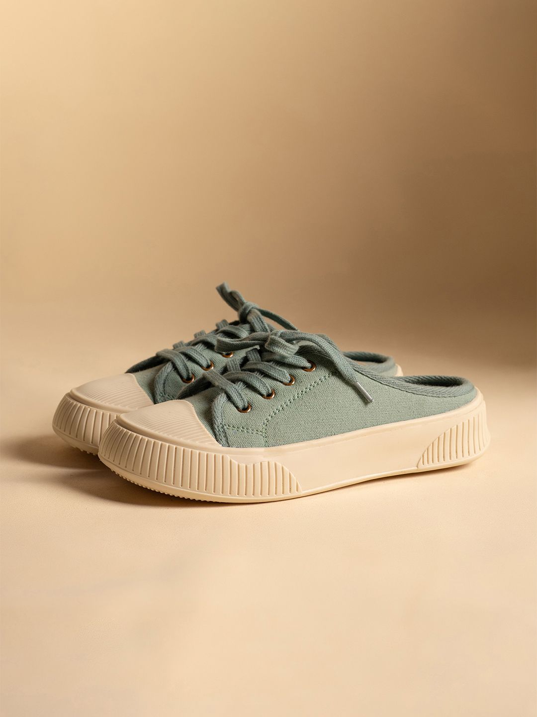 Elves Light Blue Sneakers Theater Theater Women Elves Light Blue Slide-in Sneakers