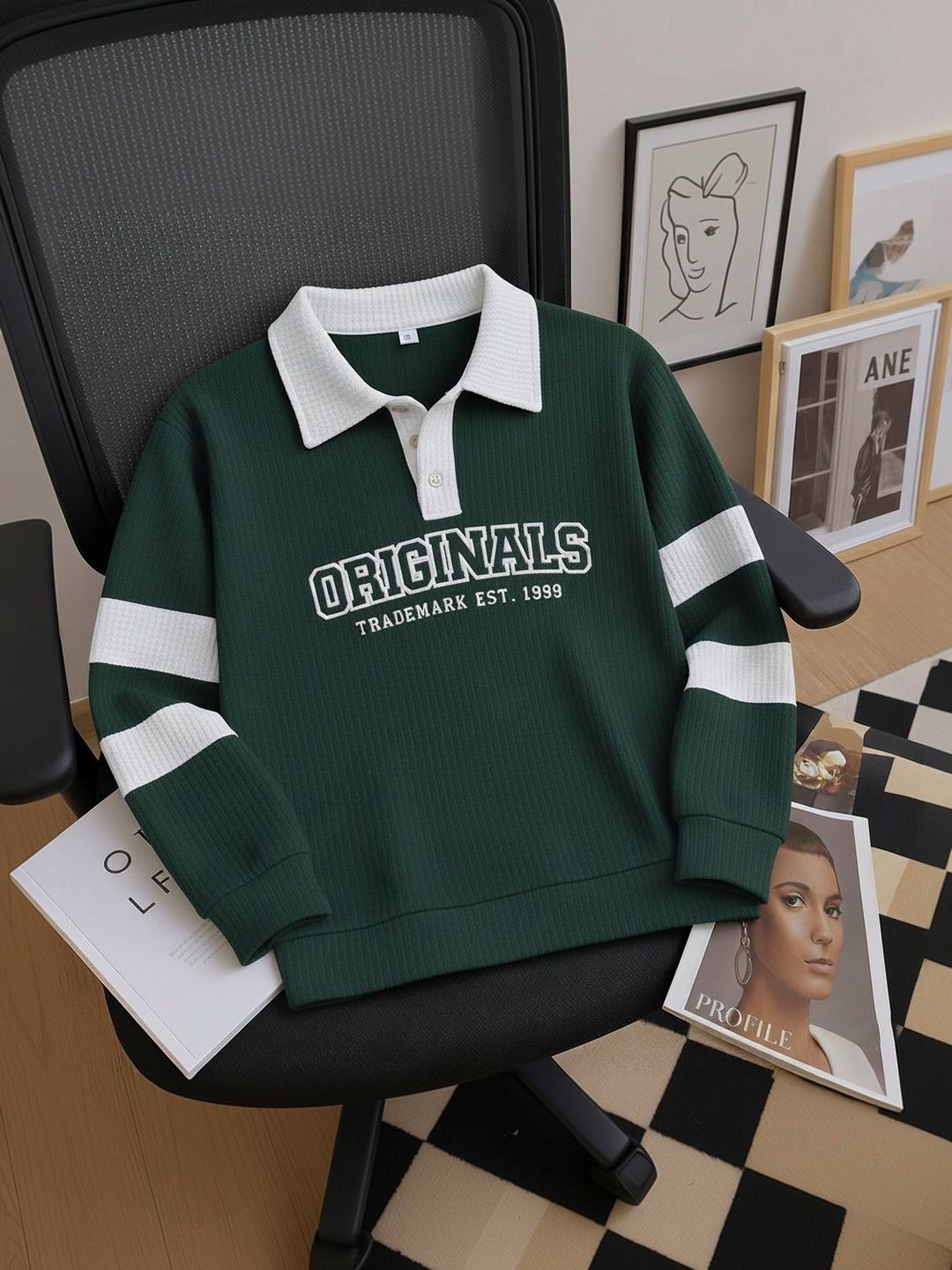 Try This Men Typography Colourblocked Polo Collar T-shirt