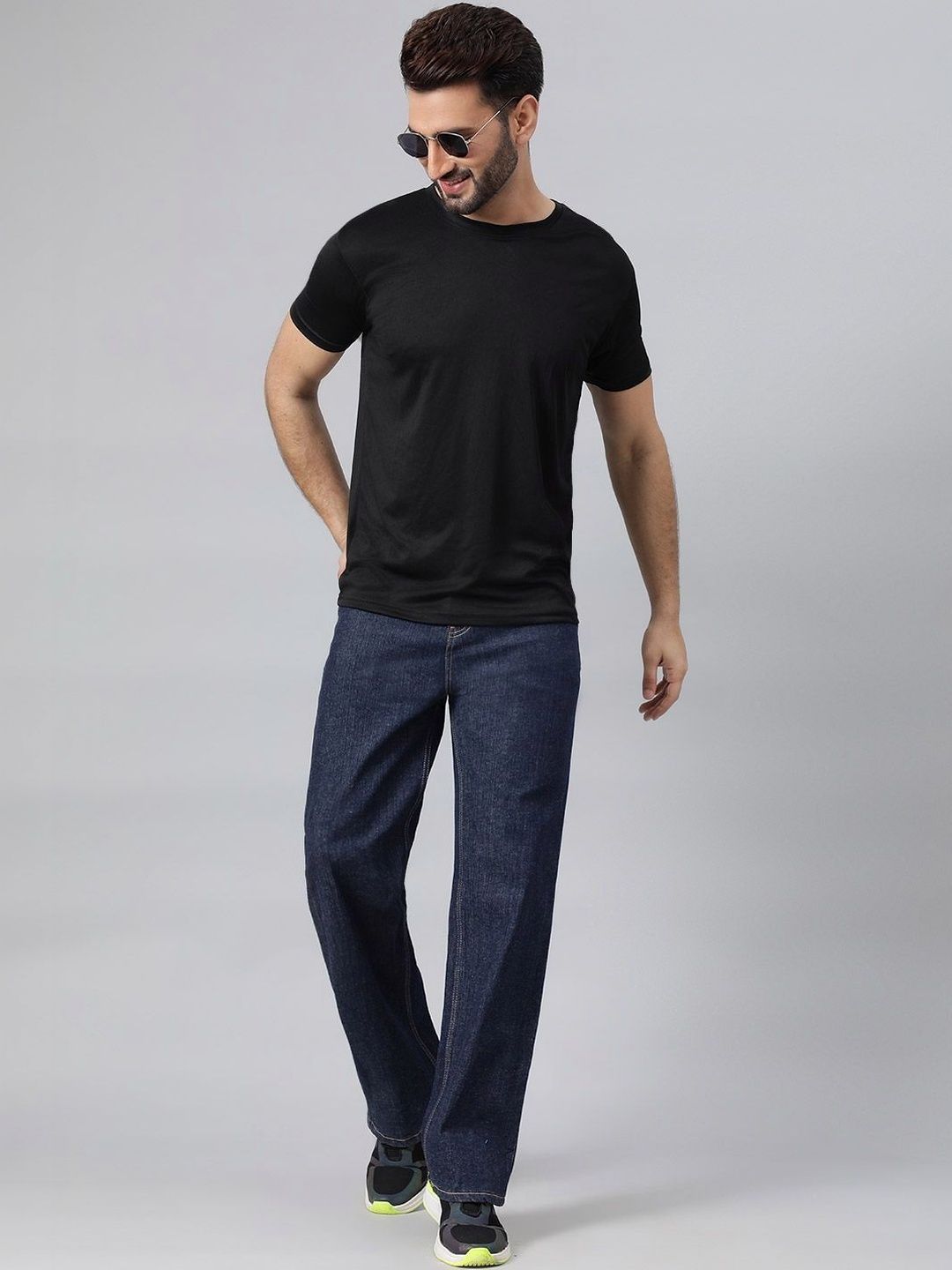 Kotty Men Straight Fit Mid-Rise Jeans
