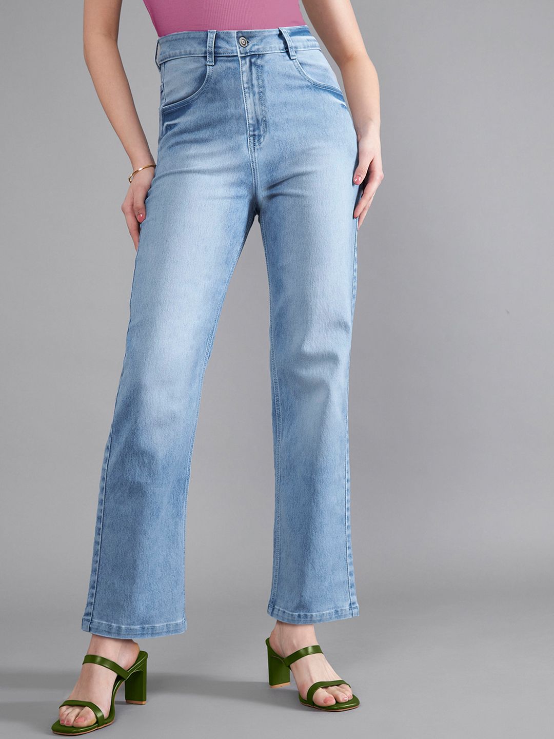 DOLCE CRUDO Women High-Rise Light Fade Stretchable Jeans