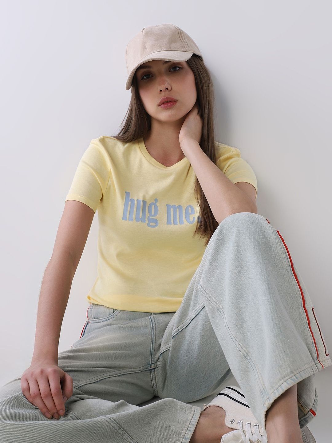 Typography Printed Fit T-shirt ONLY Women Typography Printed Organic Cotton Slim Fit T-shirt