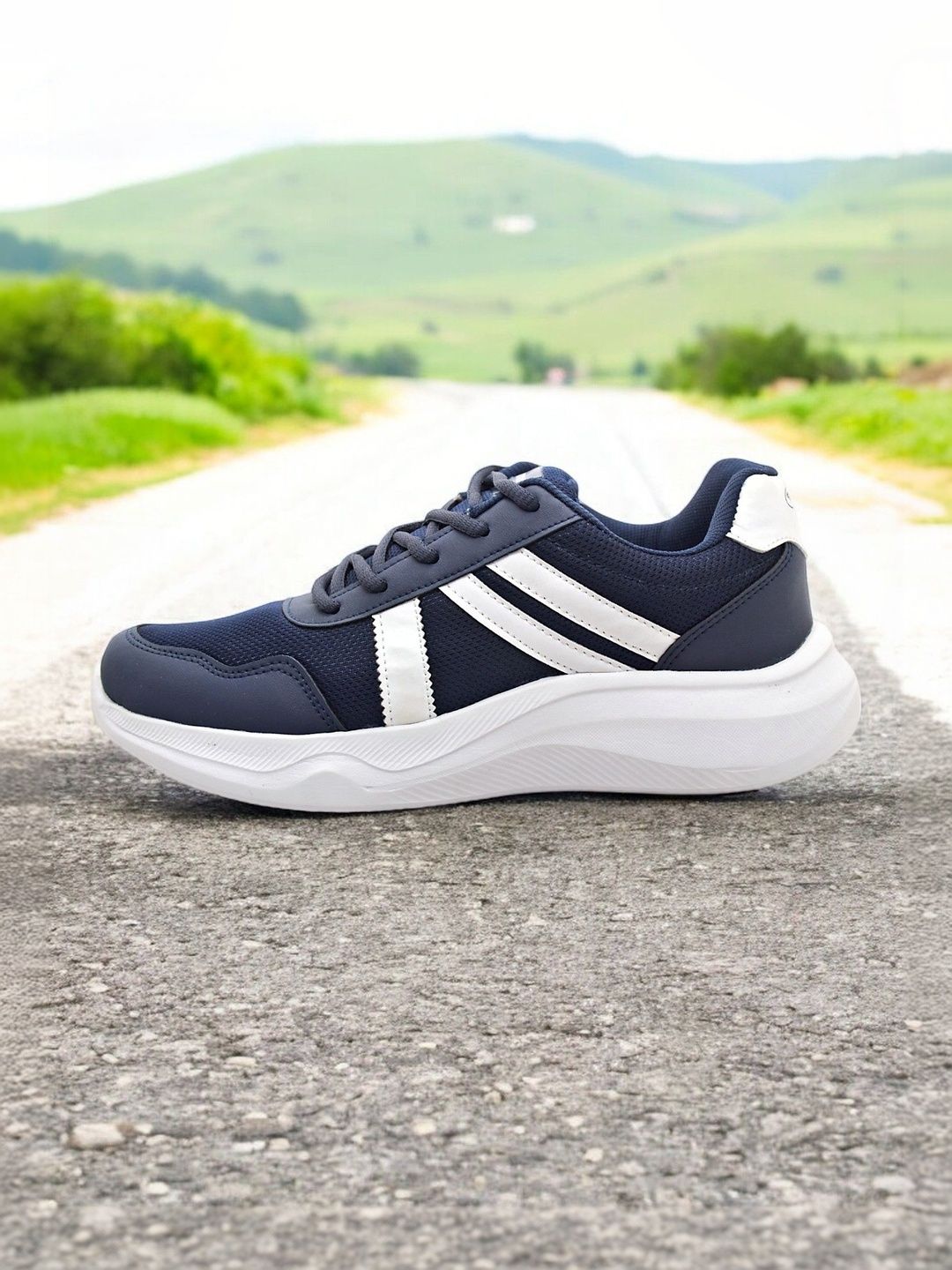 TRV Men Running Non-Marking Shoes