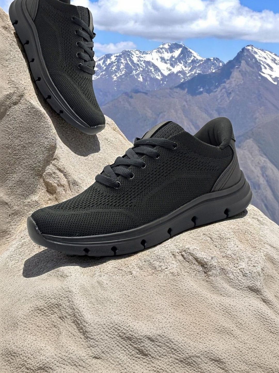 TRV Men Mesh Running Non-Marking Shoes