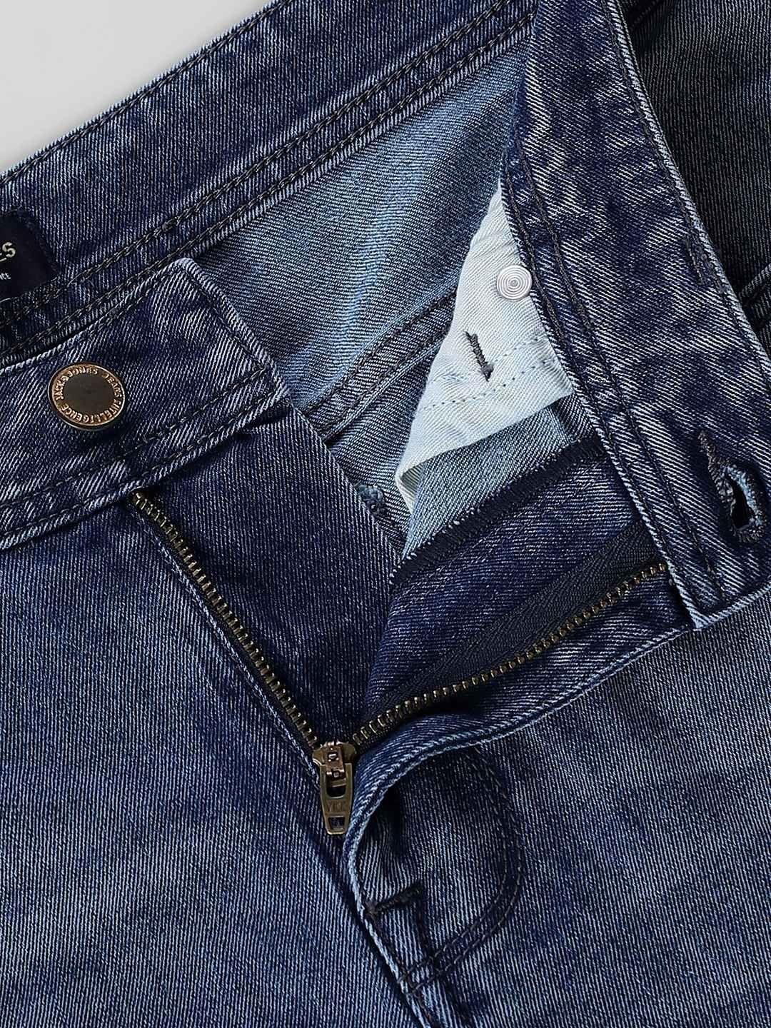 Slim Fit Low-Rise Light Fade Stretchable Jeans