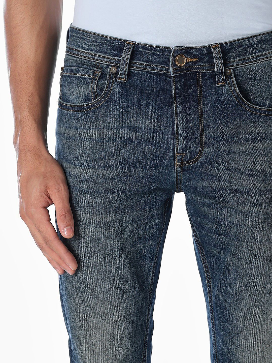 Slim Fit Low-Rise Light Fade Stretchable Jeans
