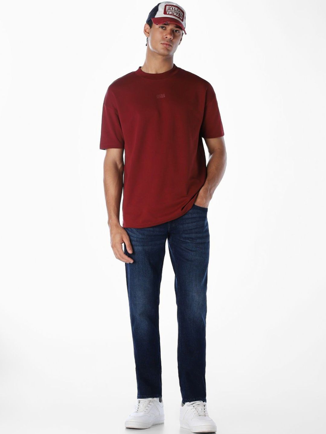 Slim Fit Low-Rise Light Fade Stretchable Jeans