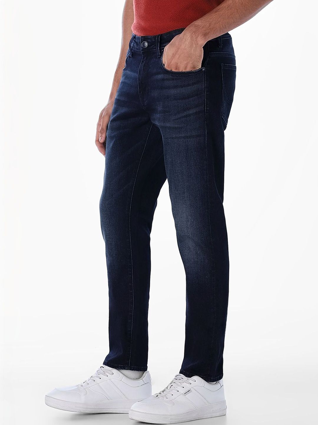 Slim Fit Low-Rise Light Fade Stretchable Jeans