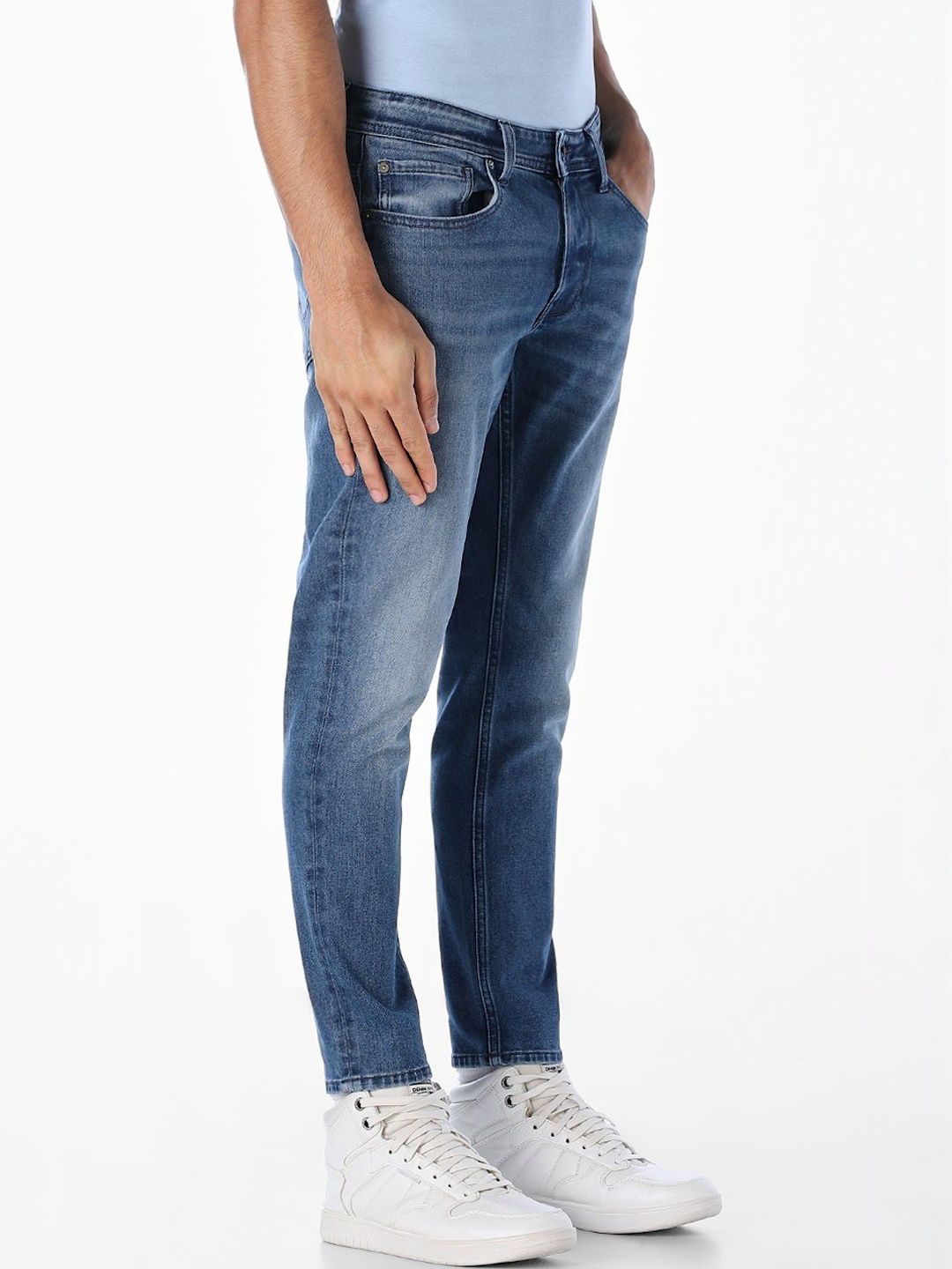 Slim Fit Low-Rise Light Fade Stretchable Jeans