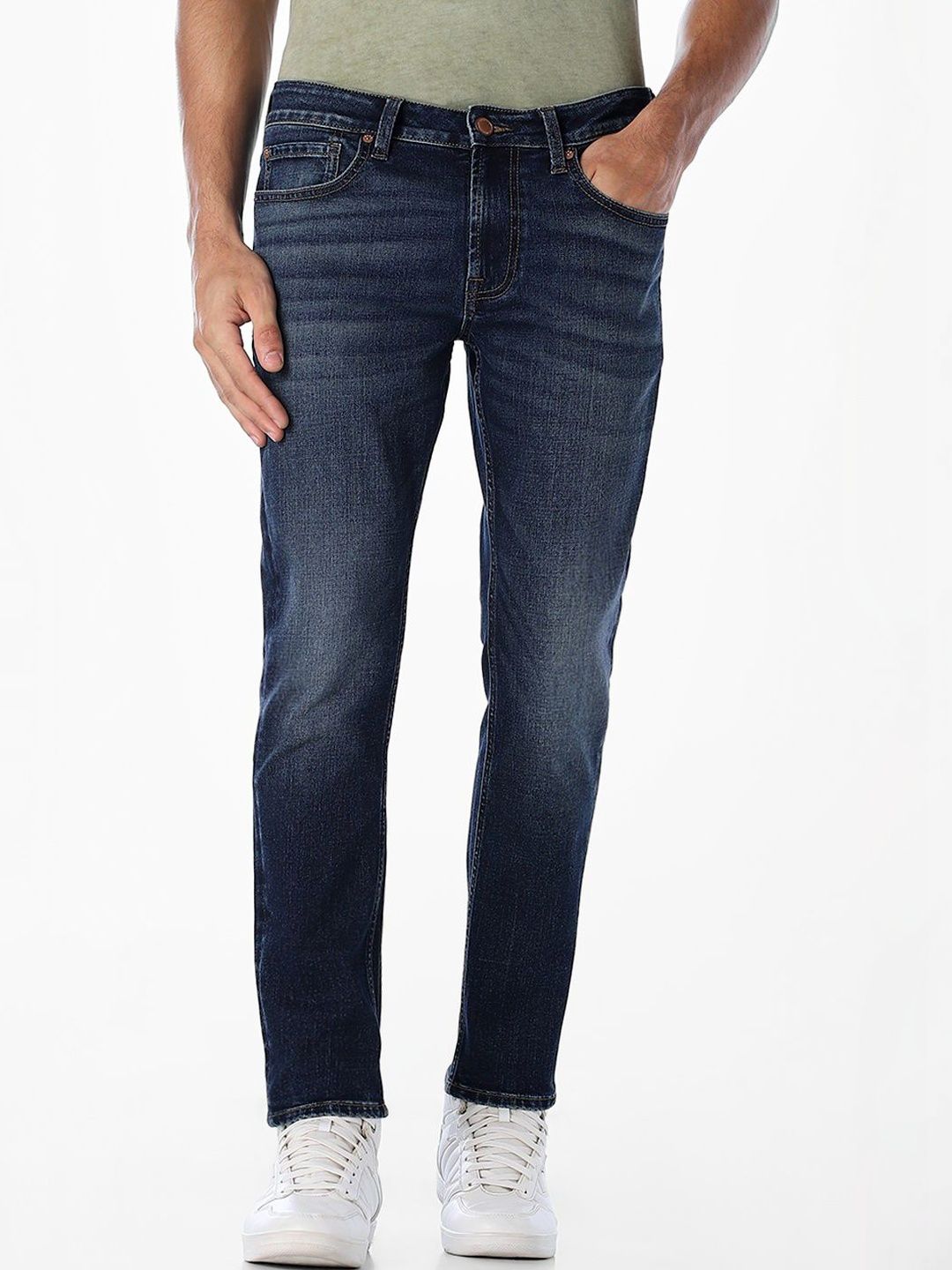 Slim Fit Low-Rise Light Fade Stretchable Jeans