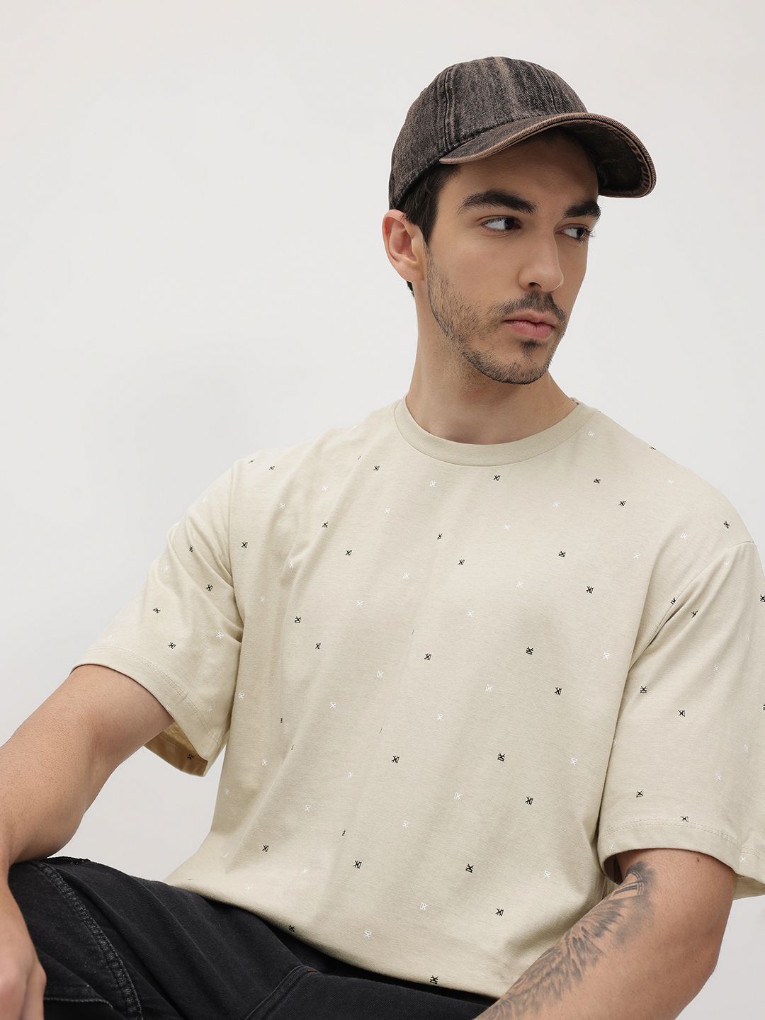 The Roadster Life Co. Micro or Ditsy Printed Pure Cotton T-shirt