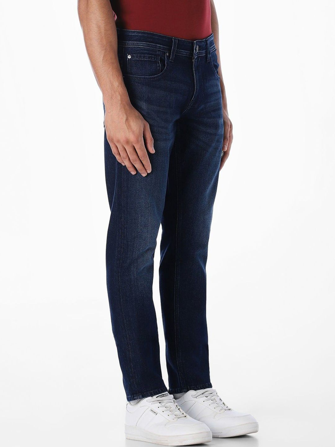 Slim Fit Low-Rise Light Fade Stretchable Jeans