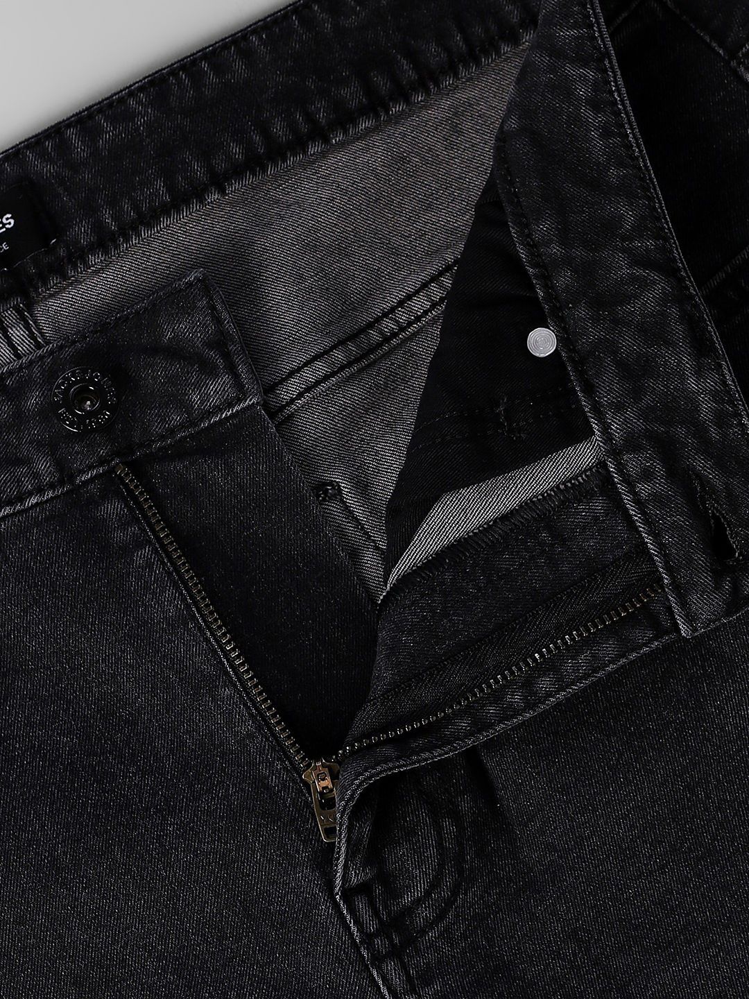 Ben Skinny Fit Low-Rise Light Fade Stretchable Jeans