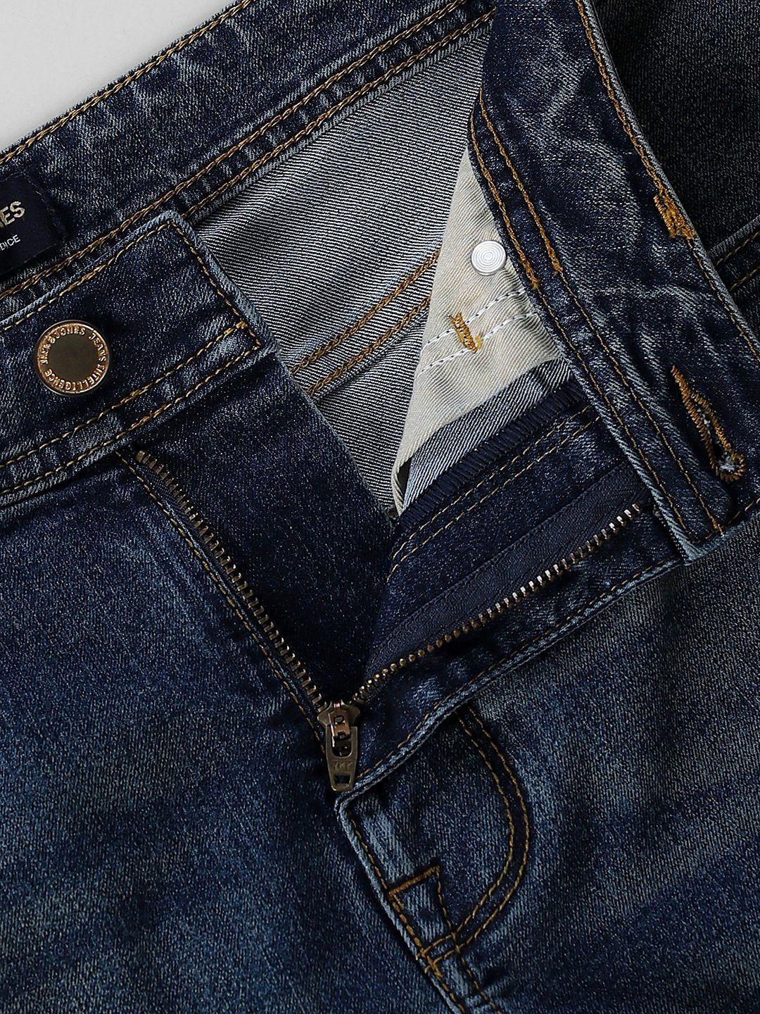 Tim Tapered Fit Low-Rise Light Fade Stretchable Jeans