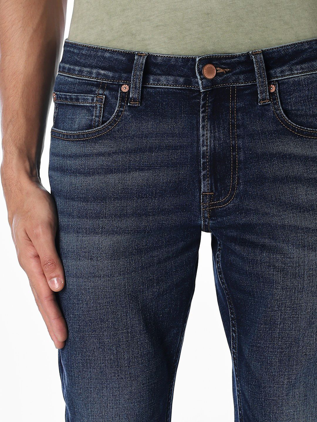 Slim Fit Low-Rise Light Fade Stretchable Jeans