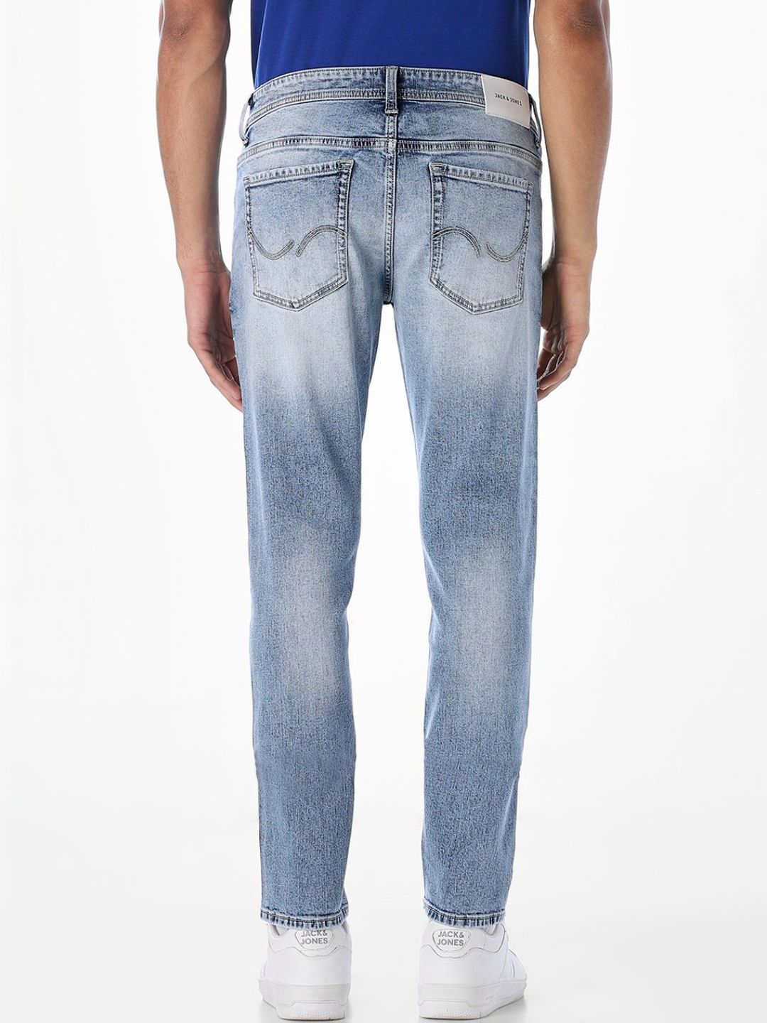 Slim Fit Low-Rise Mildly Distressed Light Fade Stretchable Jeans