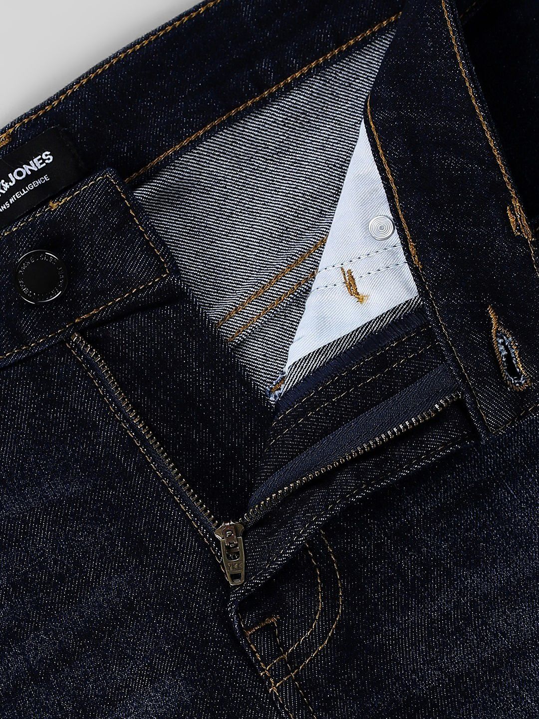 Slim Fit Low-Rise Light Fade Stretchable Jeans