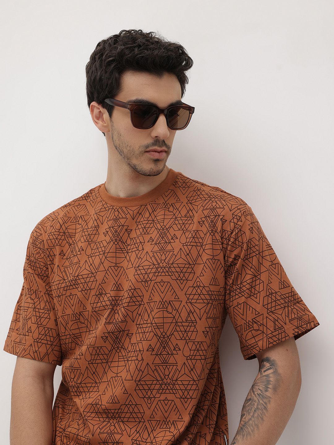 The Roadster Life Co. Abstract Printed Pure Cotton Relaxed Fit T-shirt
