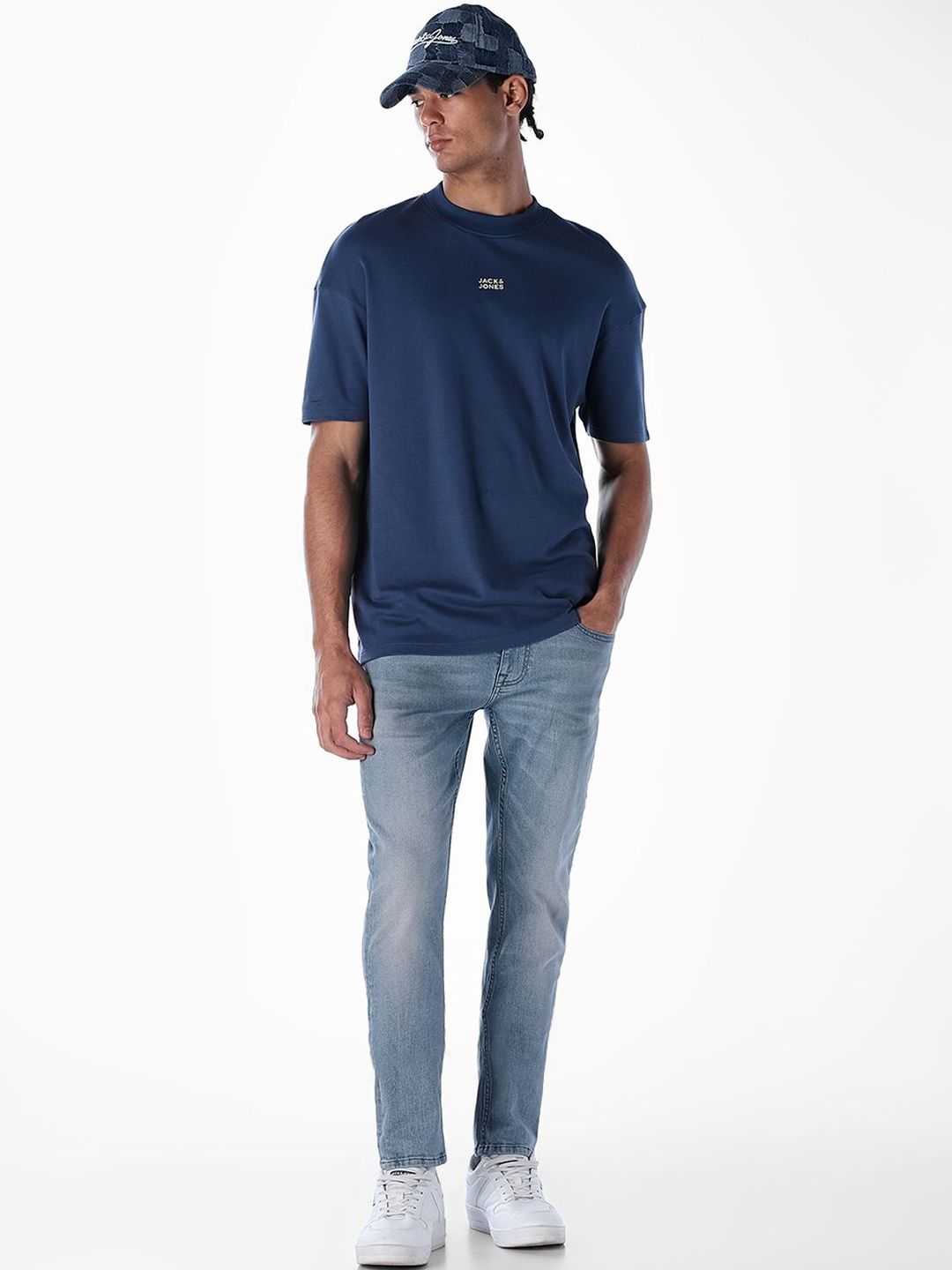 Slim Fit Low-Rise Light Fade Stretchable Jeans