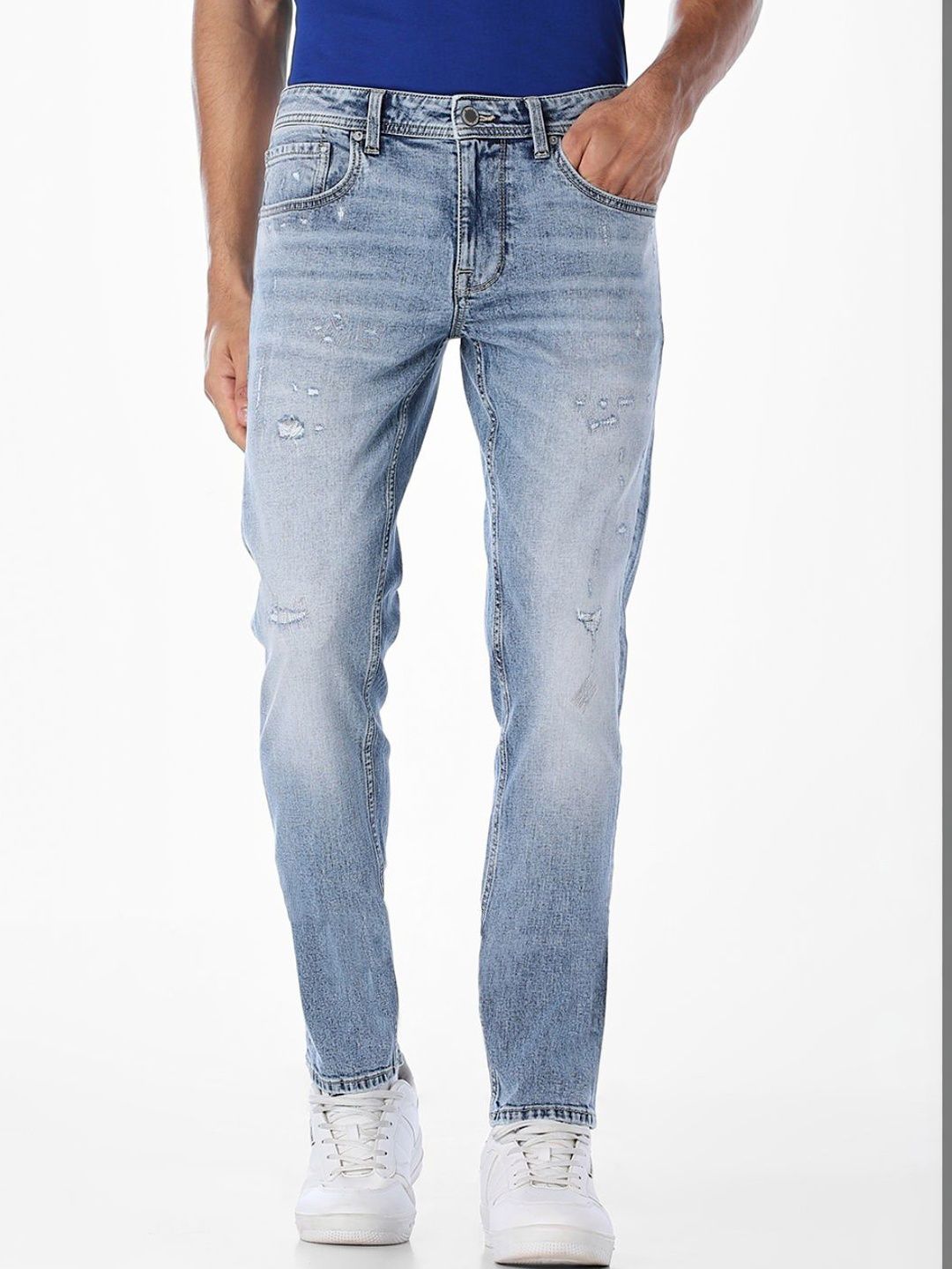 Slim Fit Low-Rise Mildly Distressed Light Fade Stretchable Jeans