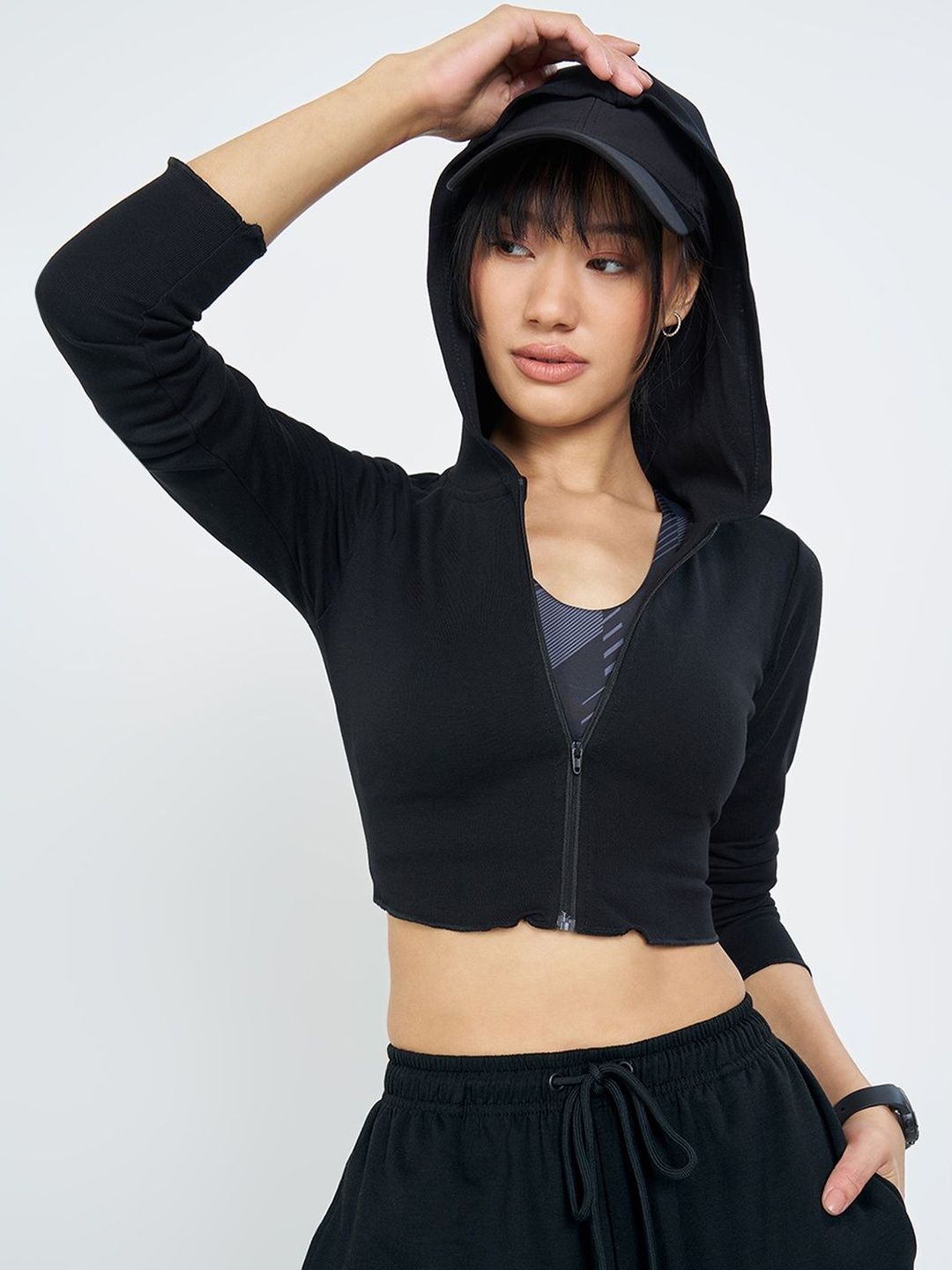 Ajile by Pantaloons Women Lightweight Crop Knitted Jacket