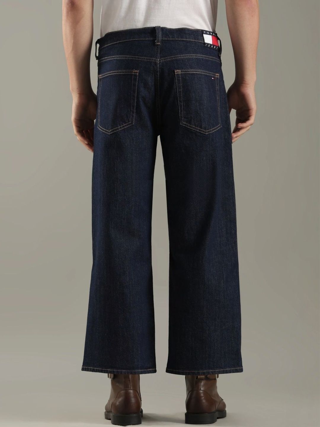 Relaxed Fit Low-Rise Jeans