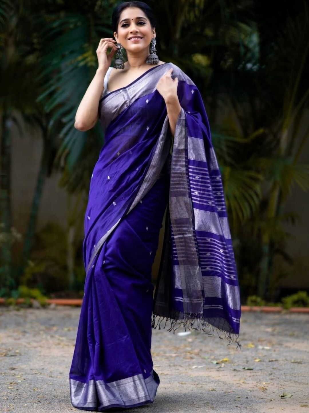 Woven Design Banarasi Saree Dhaaga Ghar Woven Design Art Silk Banarasi Saree