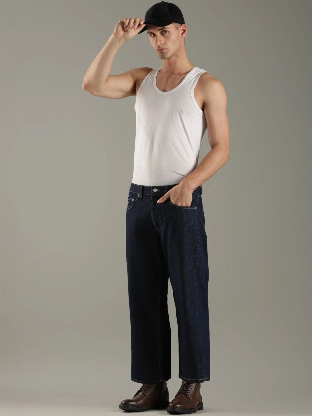 Relaxed Fit Low-Rise Jeans
