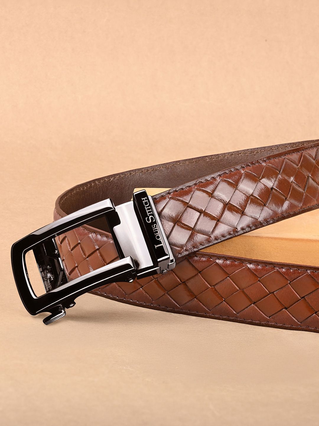 LOUIS STITCH Men Textured Leather Formal Belt