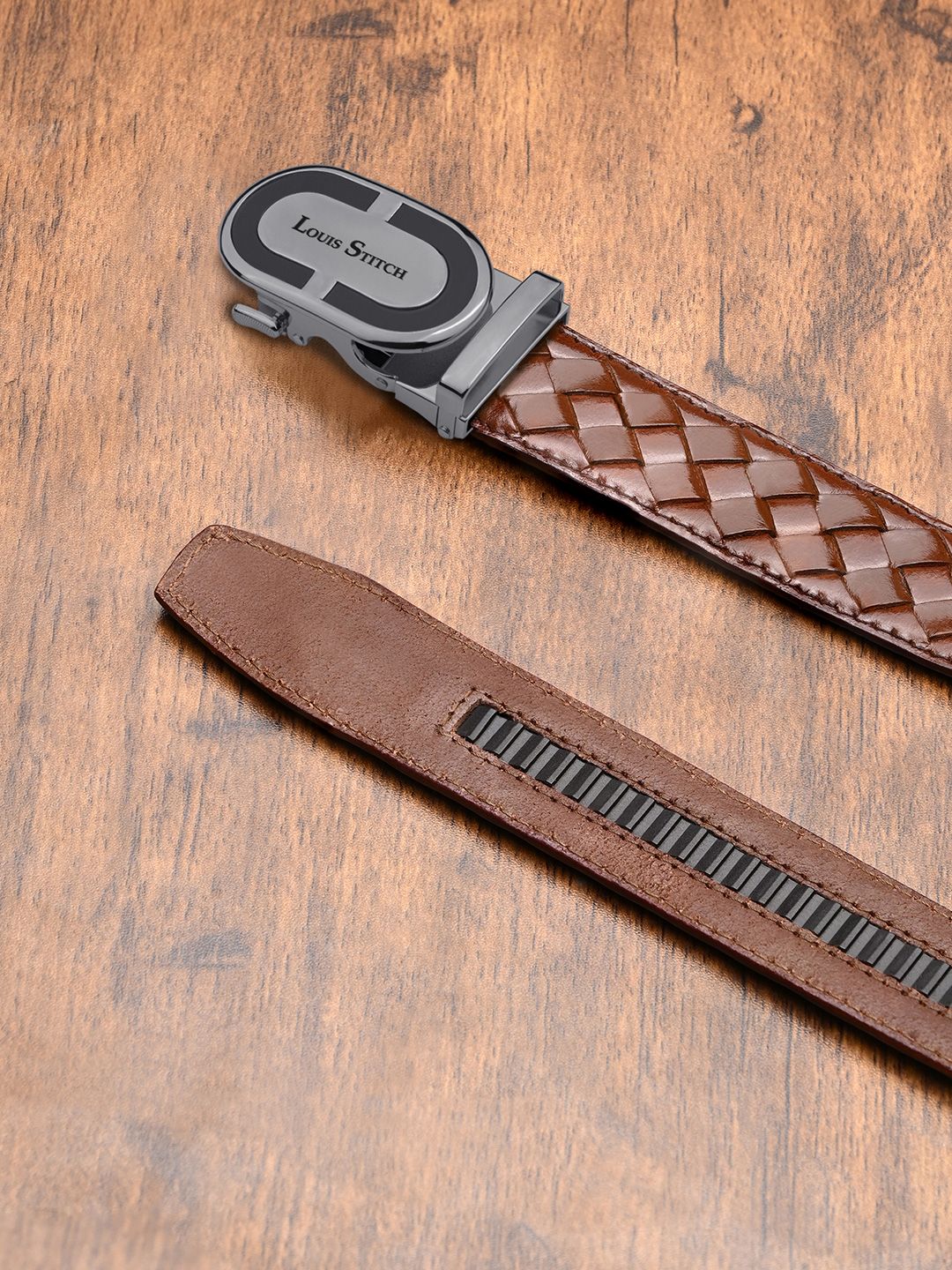 LOUIS STITCH Men Textured Leather Formal Belt
