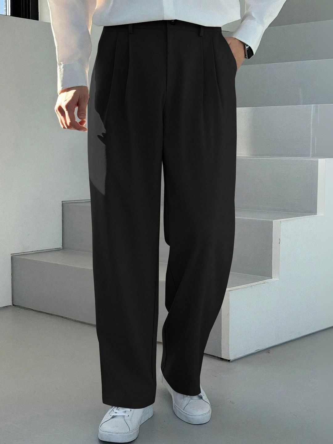 KAJARU Men Relaxed Loose Fit Pleated Trousers