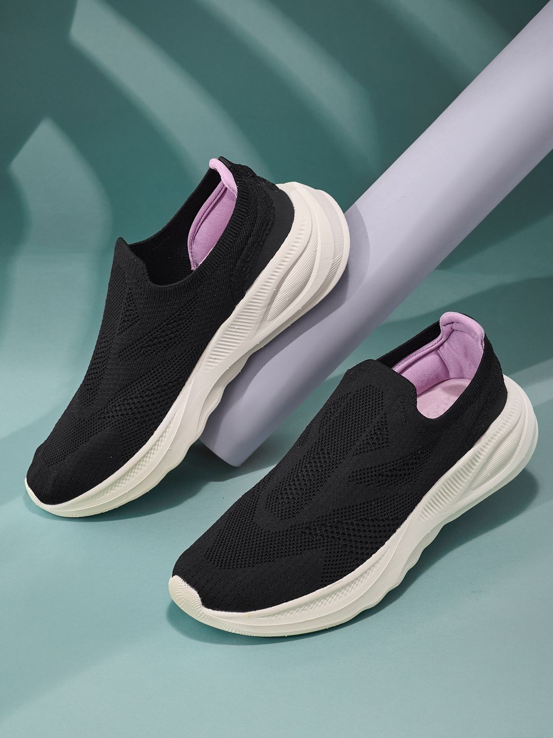Campus FABY Women Mesh Walking Non-Marking Shoes