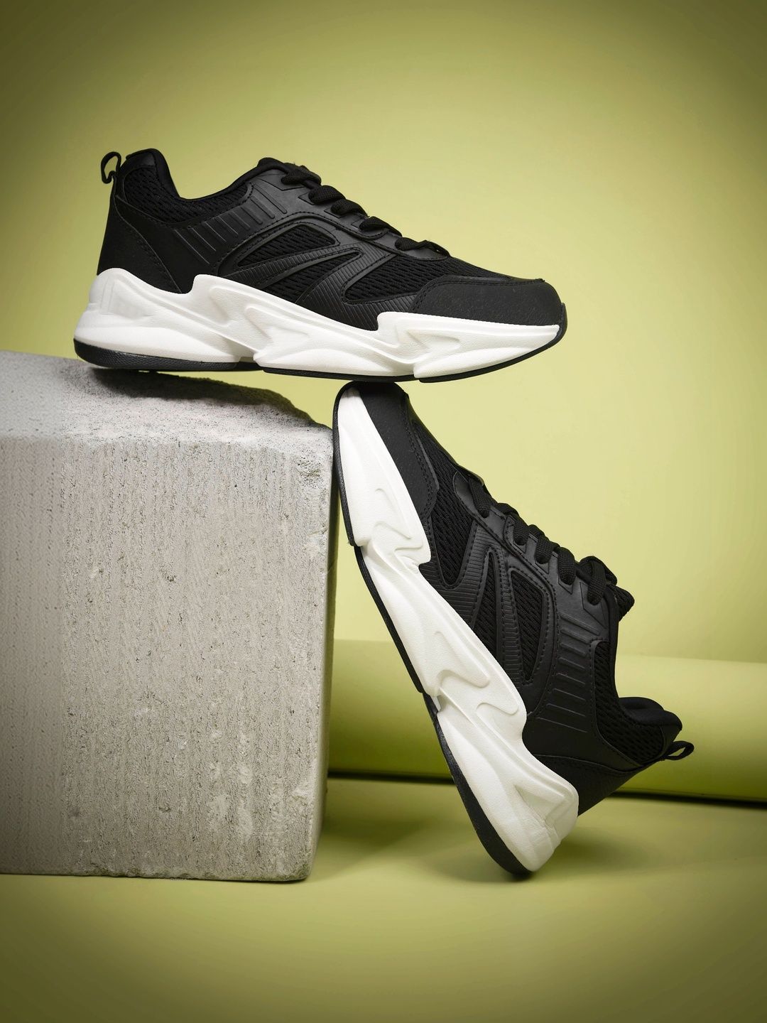 RGY Men Mesh Training or Gym Non-Marking Shoes