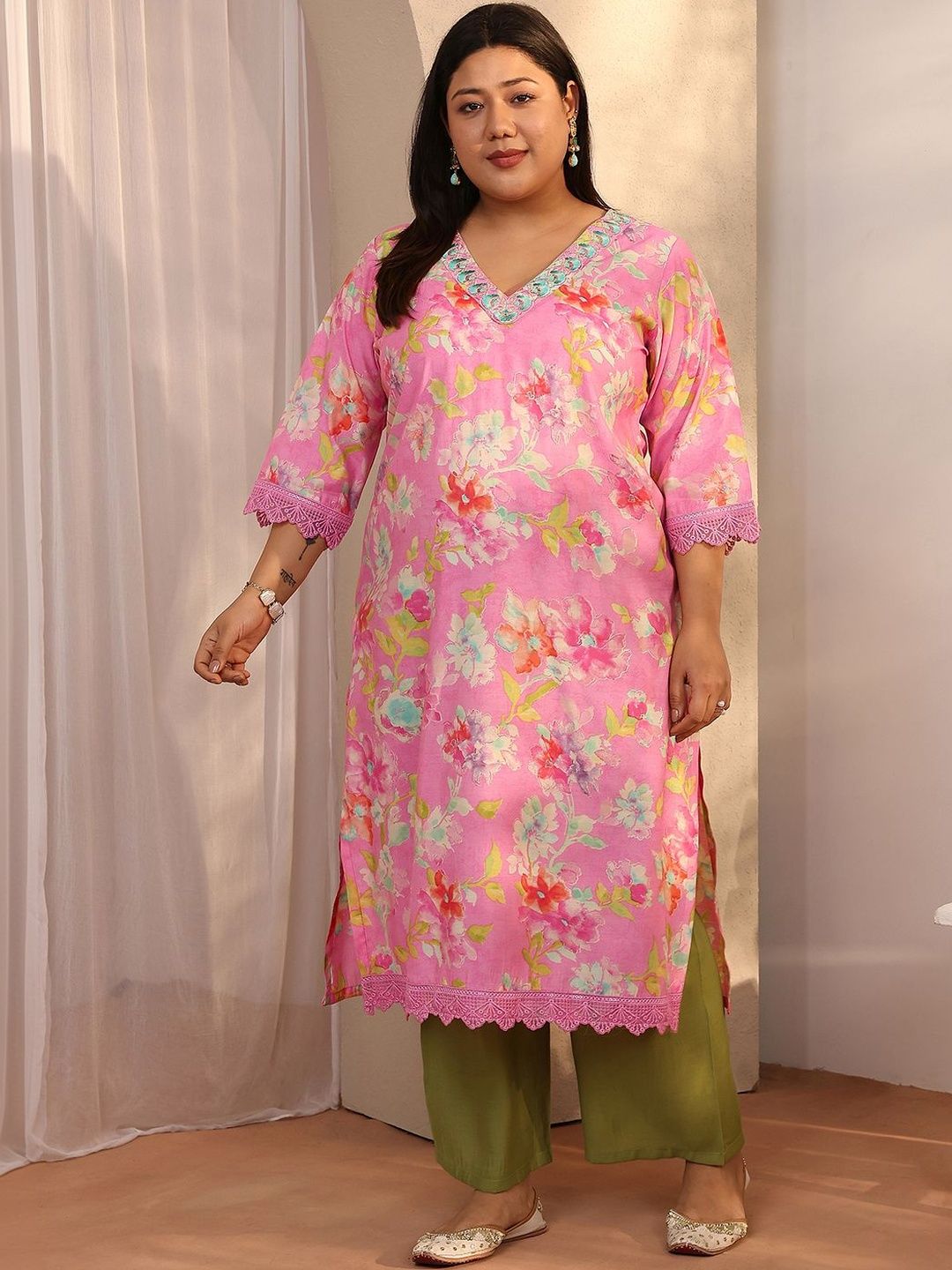 Extra Love By Libas Plus Size Women Floral Printed Thread Work Kurta
