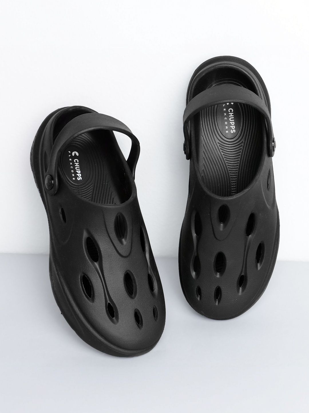 CHUPPS Men Clogs