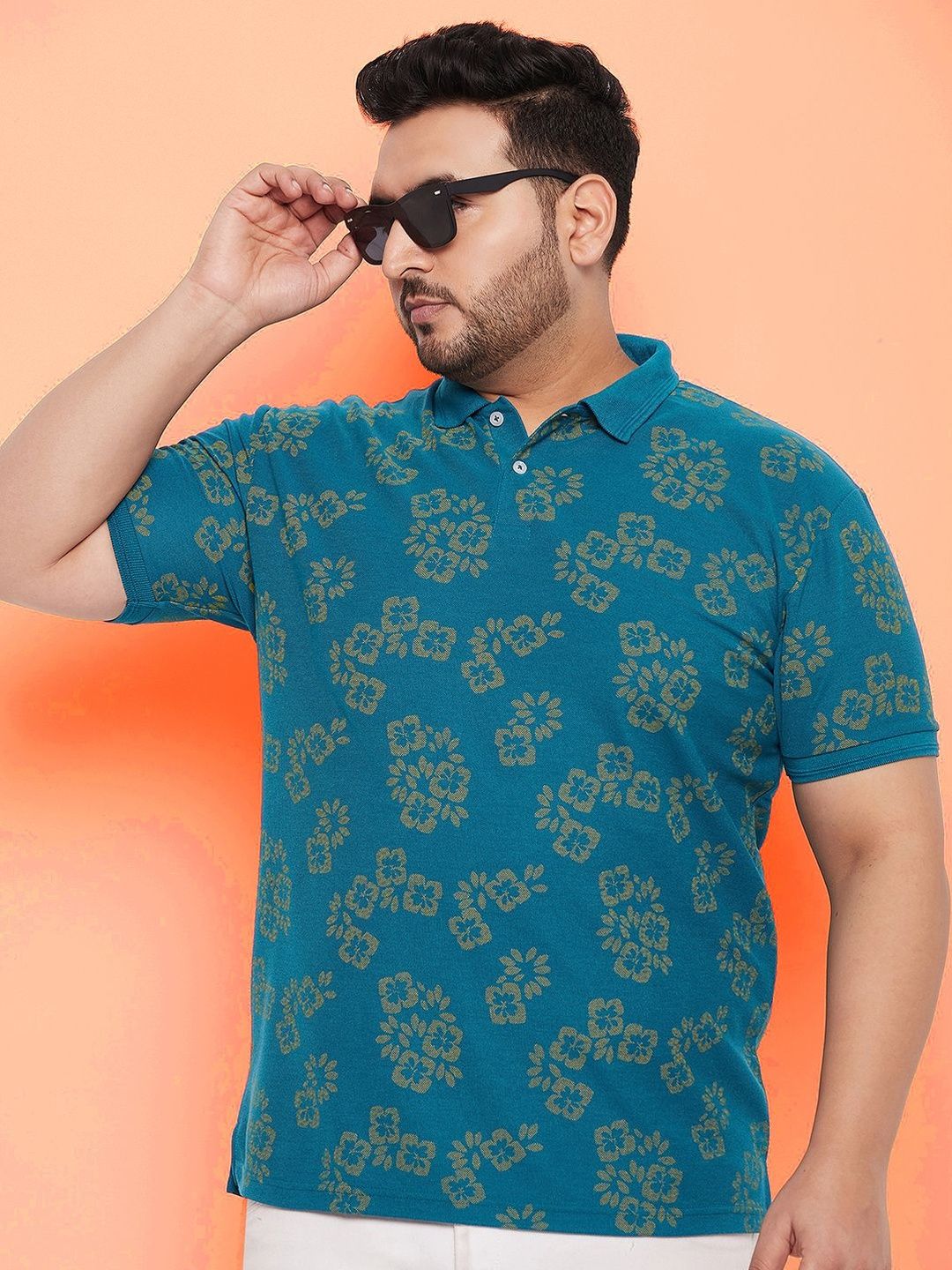OPERATIVE Men Floral Printed Polo Collar Tropical T-shirt