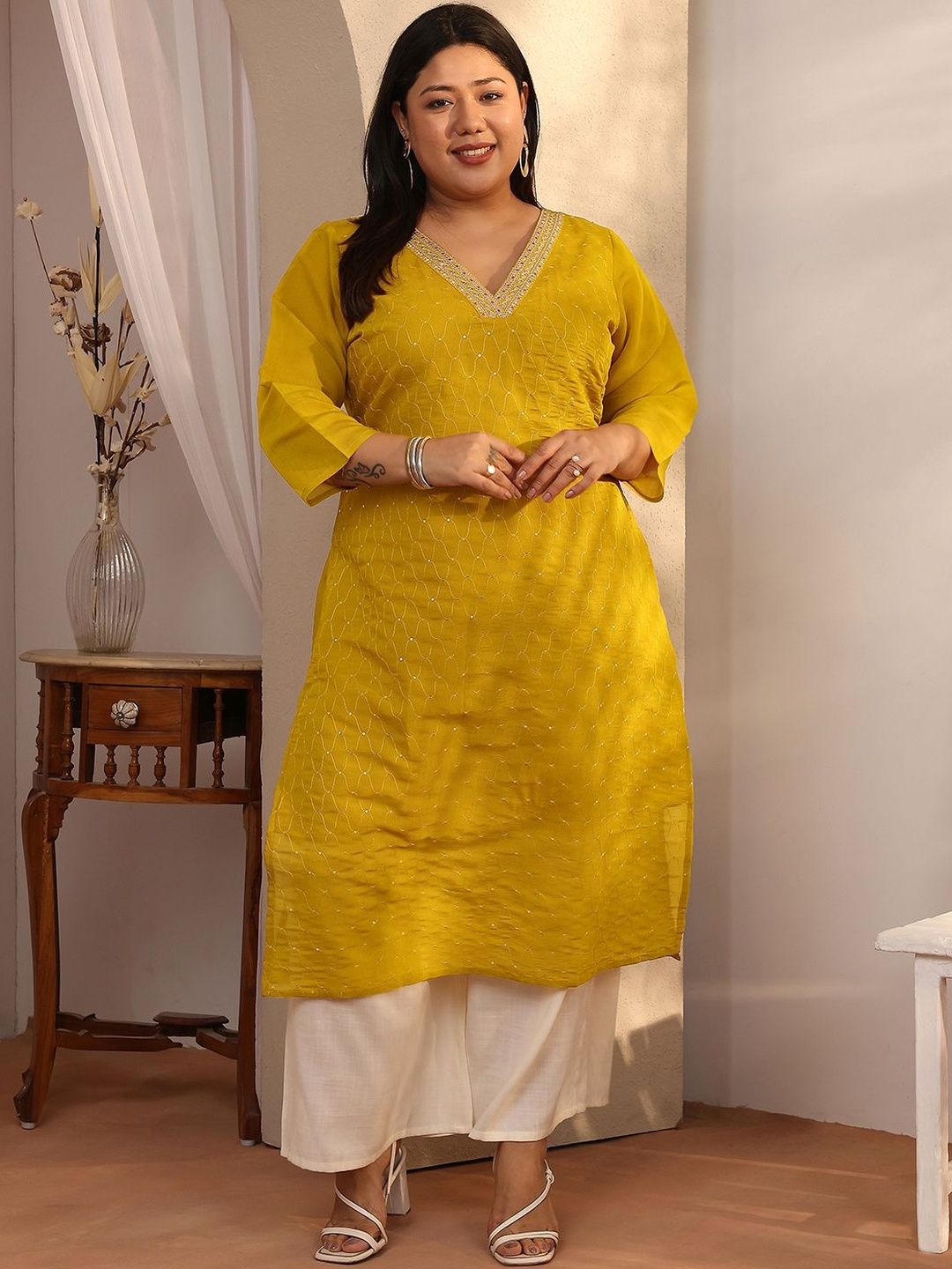 Extra Love By Libas Plus Size Women Embellished Sequinned Kurta