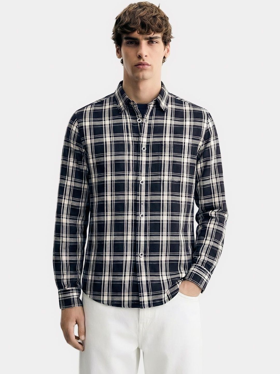 The Indian Garage Co Men Slim Fit Checked Casual Shirt